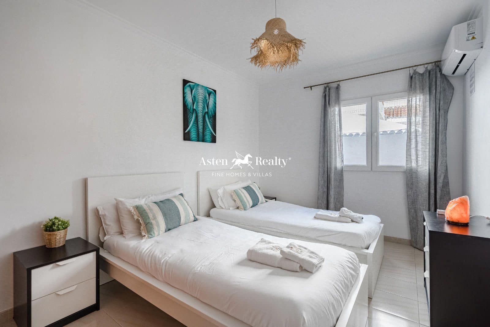 6 chambre Maison de Ville à vendre à Costa Adeje avec piscine garage - 1 600 000 € (Ref: 8716884)