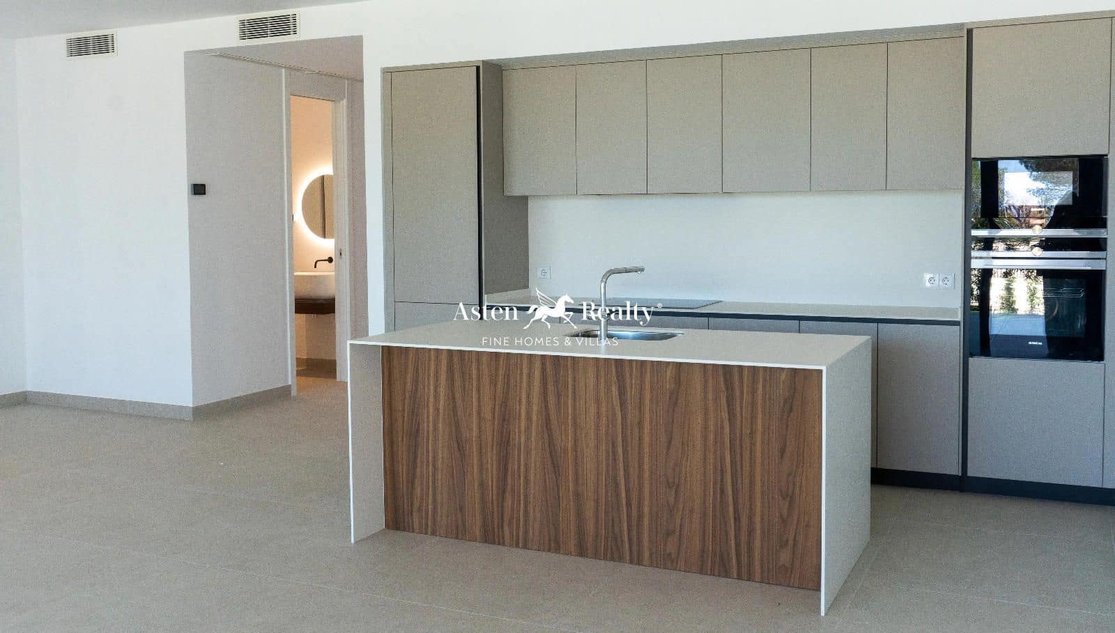 3 slaapkamer Flat te koop in Marbella met zwembad garage - € 1.150.000 (Ref: 8718354)