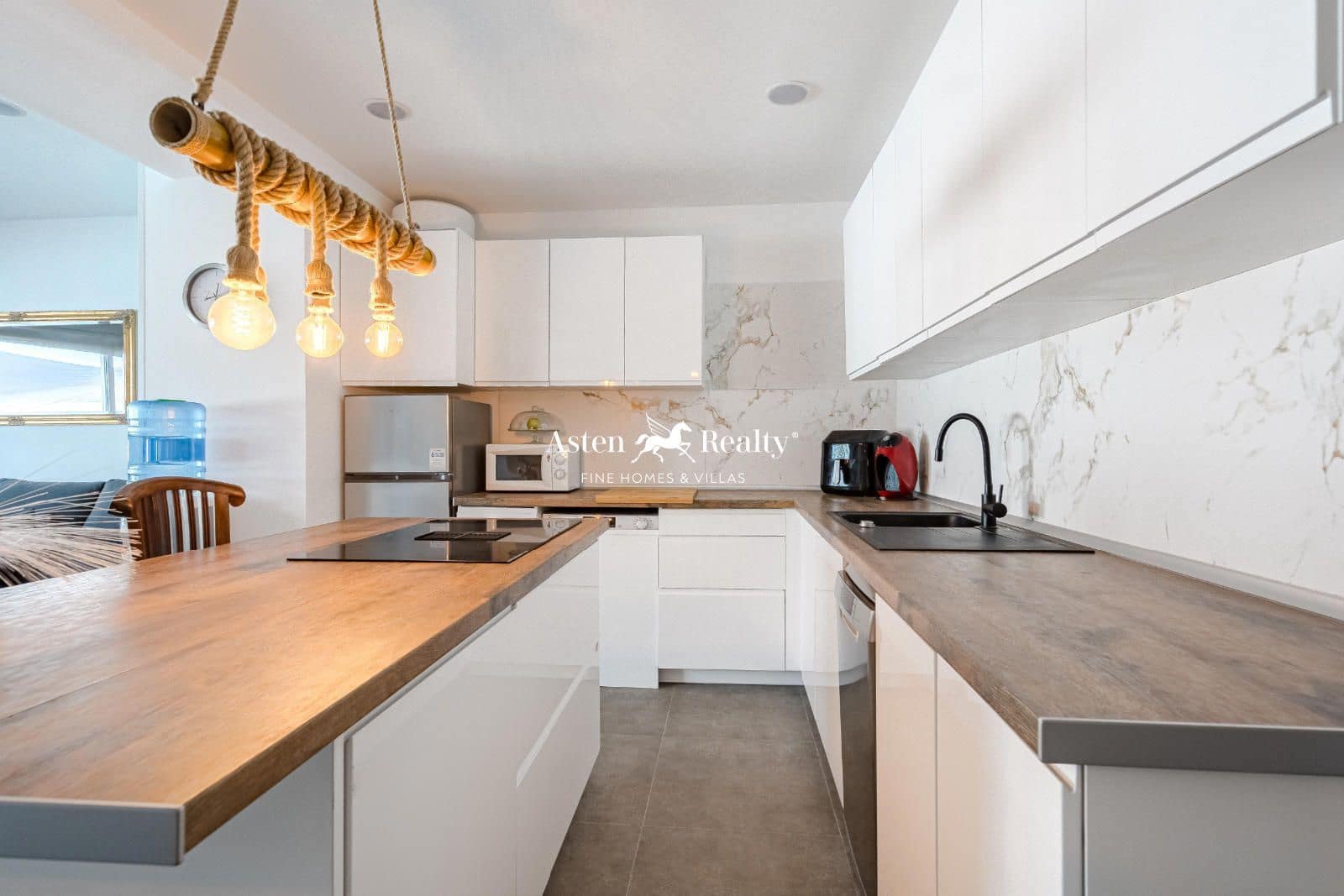 3 slaapkamer Huis te koop in Torviscas met zwembad garage - € 850.000 (Ref: 8738881)