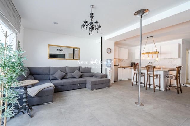 3 slaapkamer Huis te koop in Torviscas, Adeje met zwembad garage - € 850.000 (Ref: 8738881)