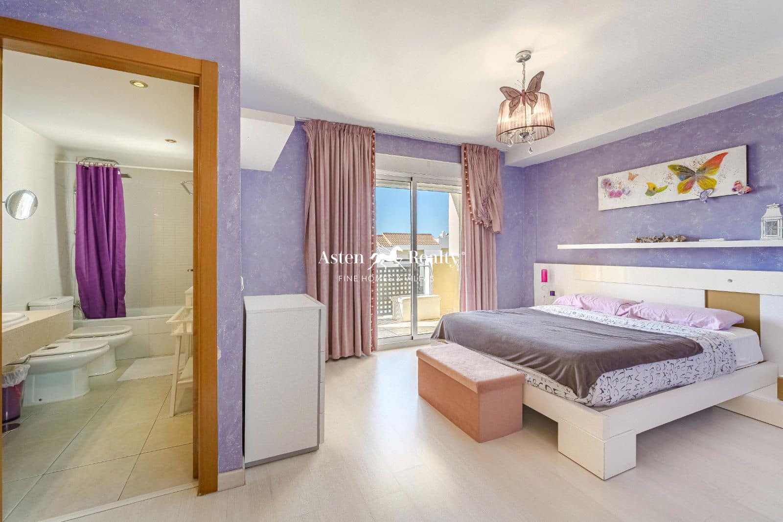 4 soveværelse Byhus til salg i Torviscas med swimmingpool garage - € 680.000 (Ref: 8742279)