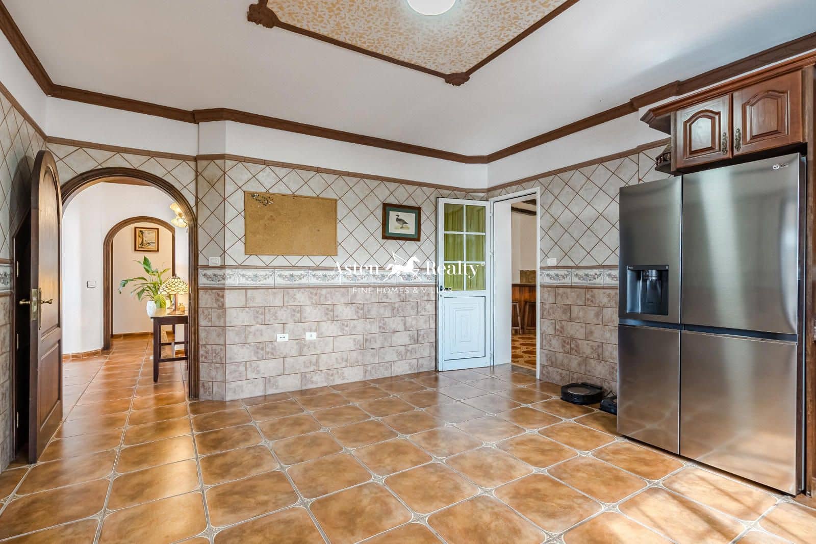 6 soveværelse Byhus til salg i Los Menores med swimmingpool garage - € 1.180.000 (Ref: 8754796)