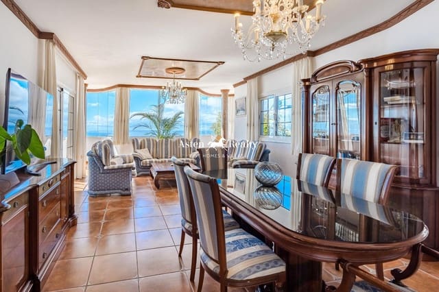 6 quarto Casa em Banda para venda em Los Menores, Adeje com piscina garagem - 1 180 000 € (Ref: 8754796)