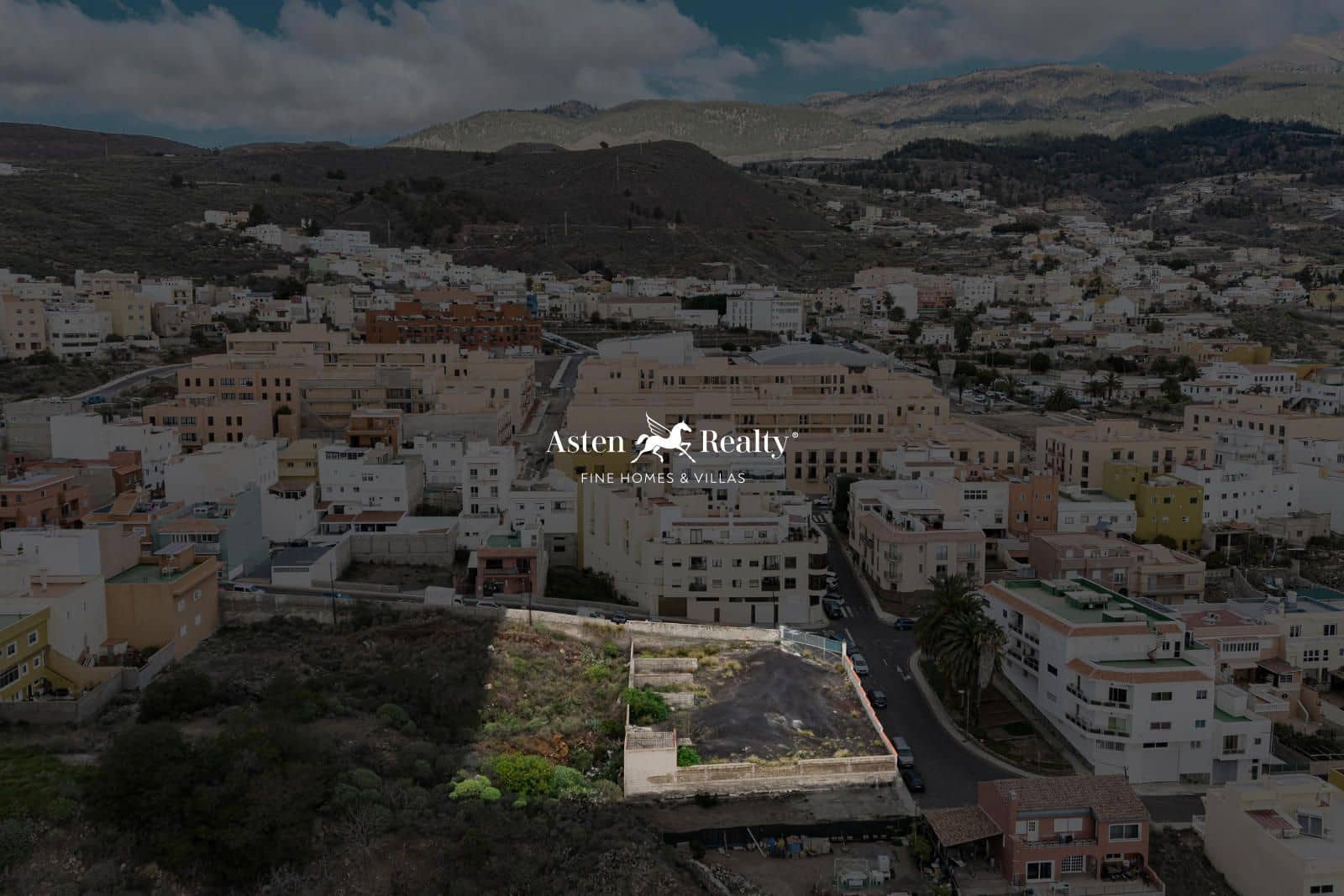 Terreno para Construção para venda em Granadilla de Abona - 690 000 € (Ref: 8759151)