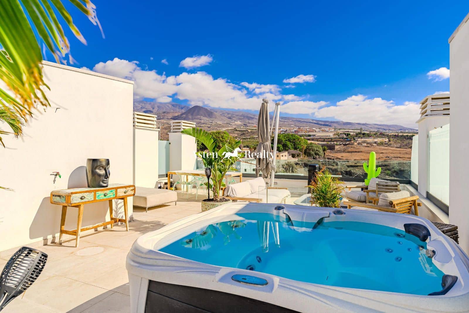 2 bedroom Penthouse for sale in Playa San Juan with garage - € 660,000 (Ref: 8765865)