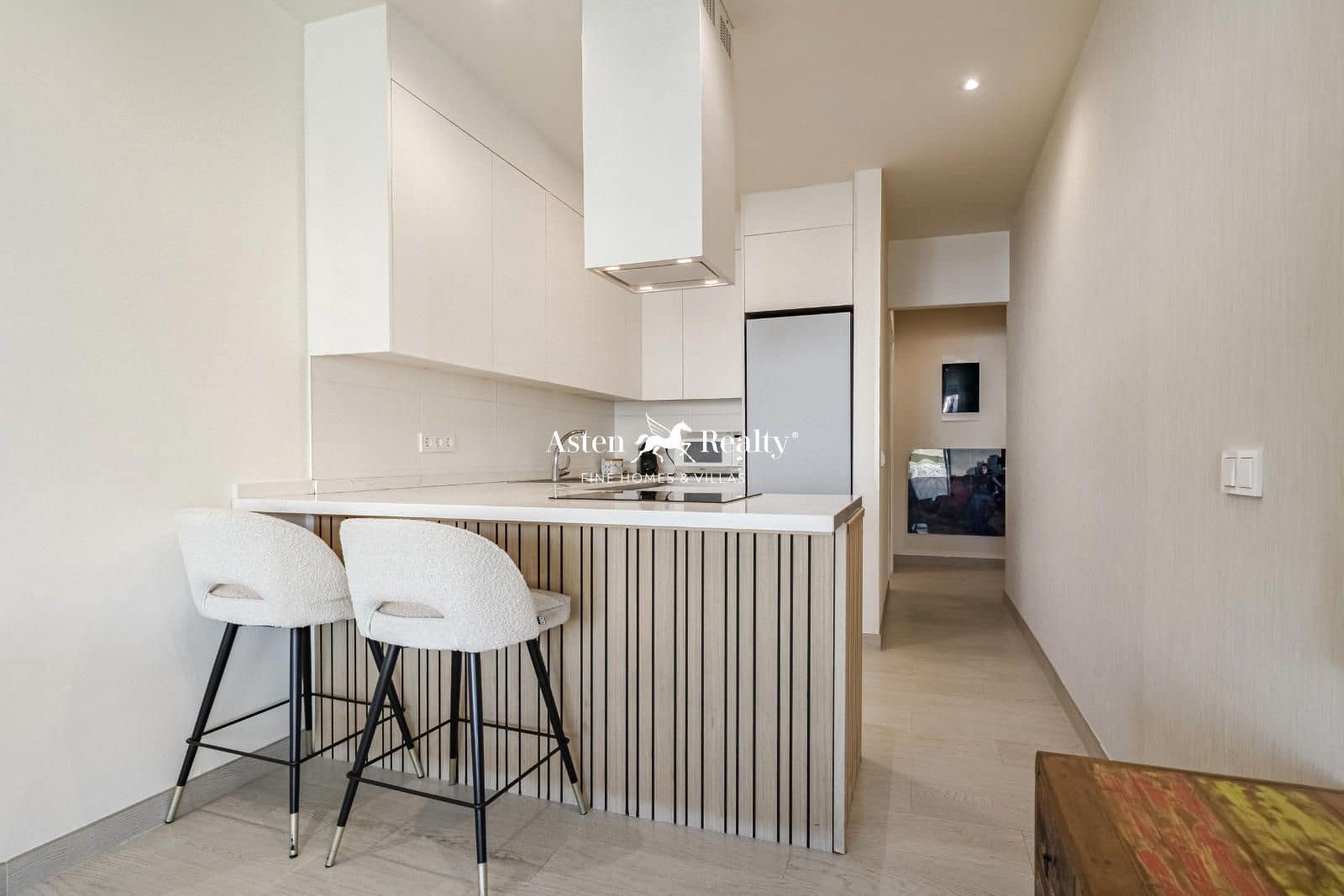 2 bedroom Penthouse for sale in Playa San Juan with garage - € 660,000 (Ref: 8765865)