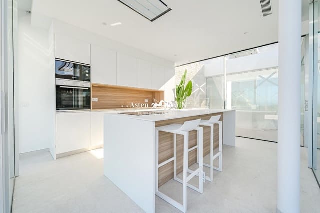 6 sovrum Hus till salu i San Eugenio Alto, Adeje med pool garage - 2 700 000 € (Ref: 8769070)