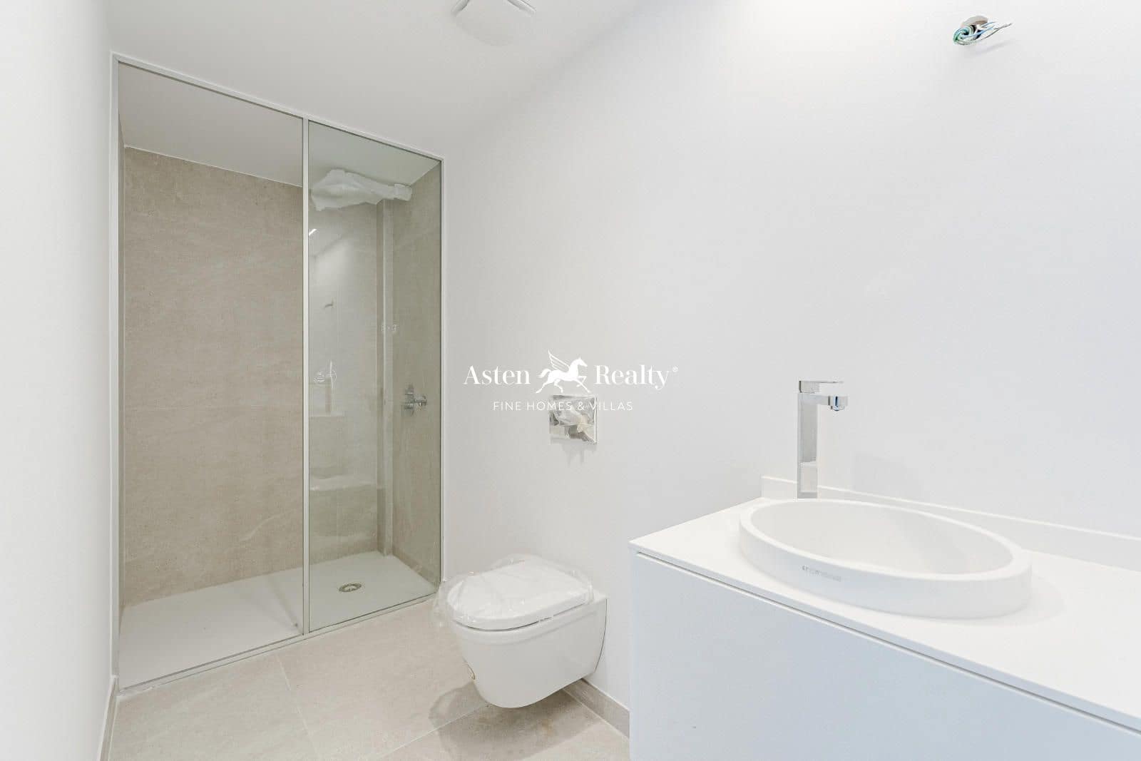 6 soverom Hus til salgs i Costa Adeje med svømmebasseng garasje - € 2 700 000 (Ref: 8769070)