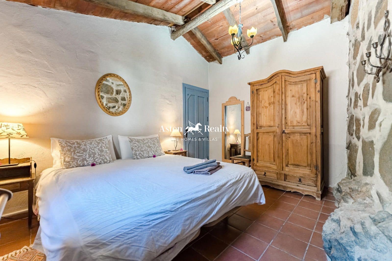 13 soveværelse Finca/Landehus til salg i San Miguel de Abona med swimmingpool garage - € 1.500.000 (Ref: 8774760)