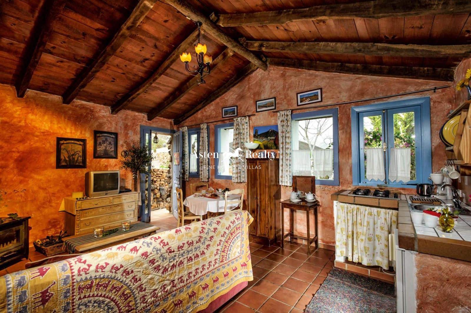 13 soveværelse Finca/Landehus til salg i San Miguel de Abona med swimmingpool garage - € 1.500.000 (Ref: 8774760)