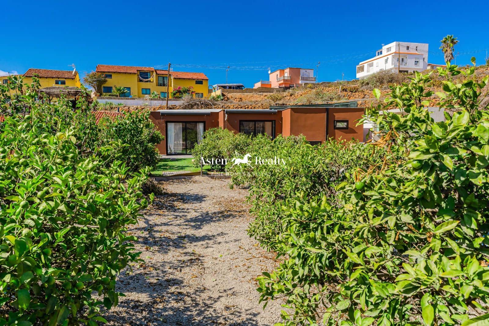 13 soveværelse Finca/Landehus til salg i San Miguel de Abona med swimmingpool garage - € 1.500.000 (Ref: 8774760)
