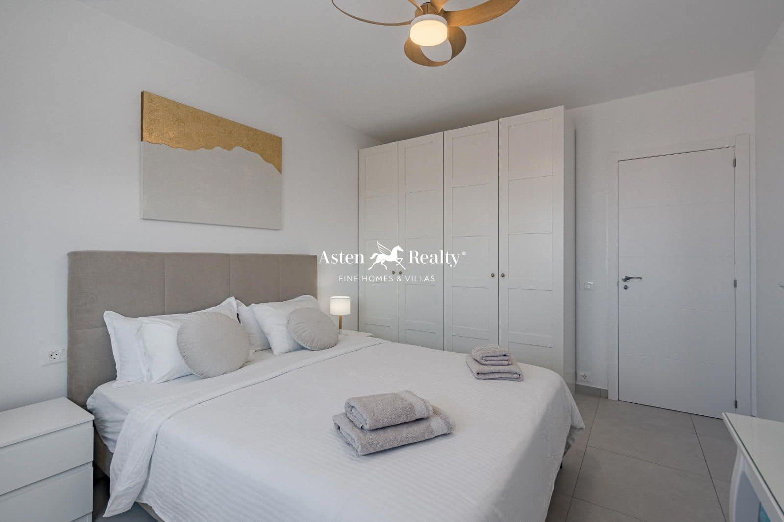 2 soveværelse Lejlighed til salg i Torviscas med swimmingpool - € 367.500 (Ref: 8777054)