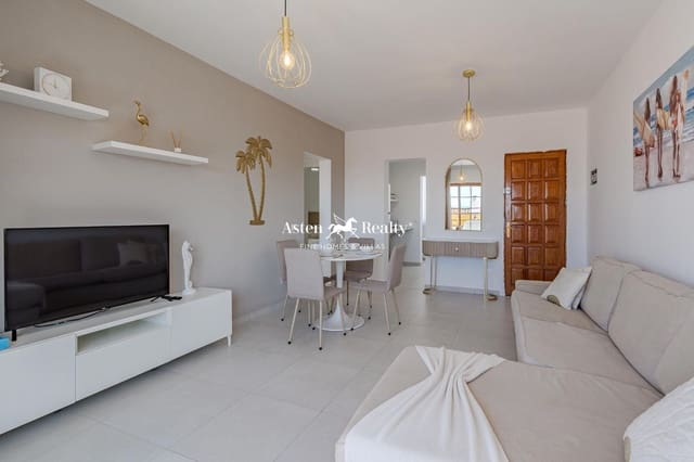 2 slaapkamer Flat te koop in Torviscas, Adeje met zwembad - € 367.500 (Ref: 8777054)