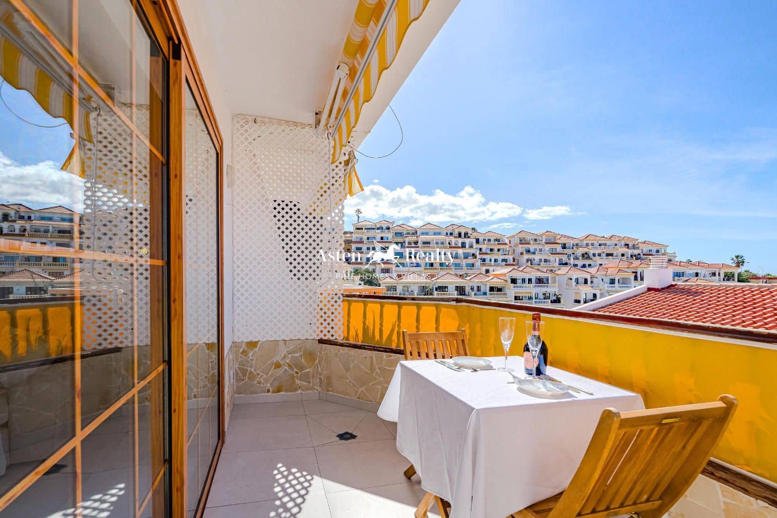 2 soveværelse Lejlighed til salg i Torviscas med swimmingpool - € 367.500 (Ref: 8777054)