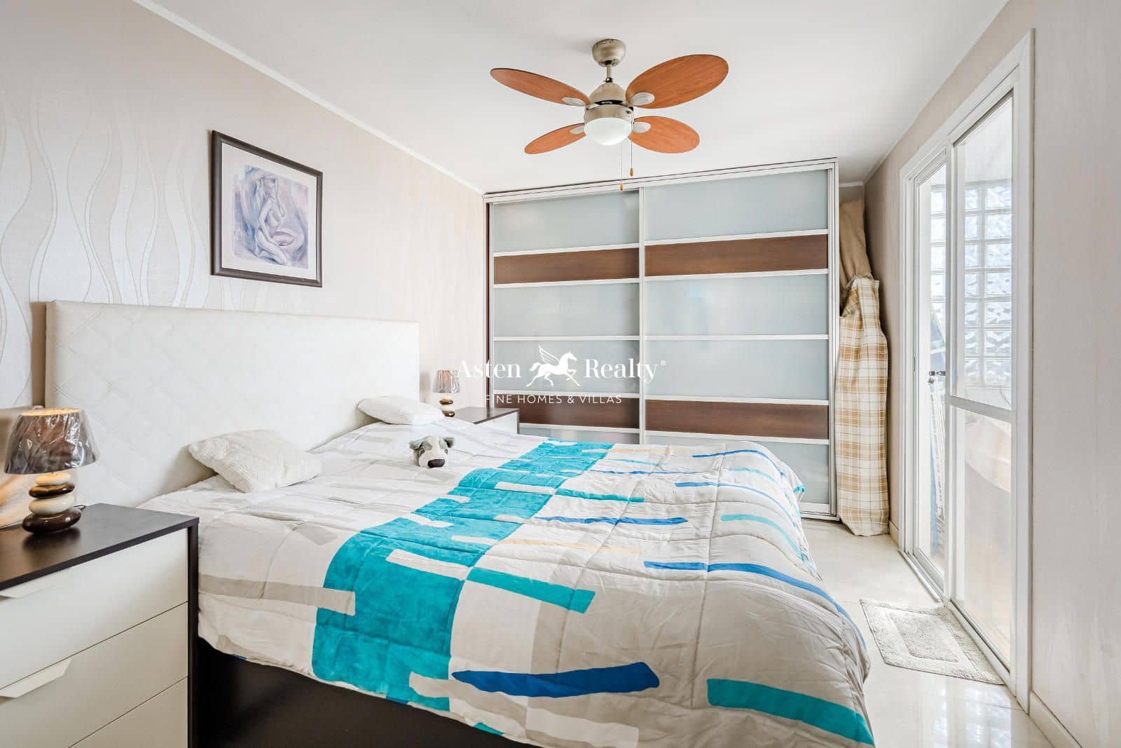 5 chambre Villa/Maison à vendre à Arona avec garage - 580 000 € (Ref: 8777645)