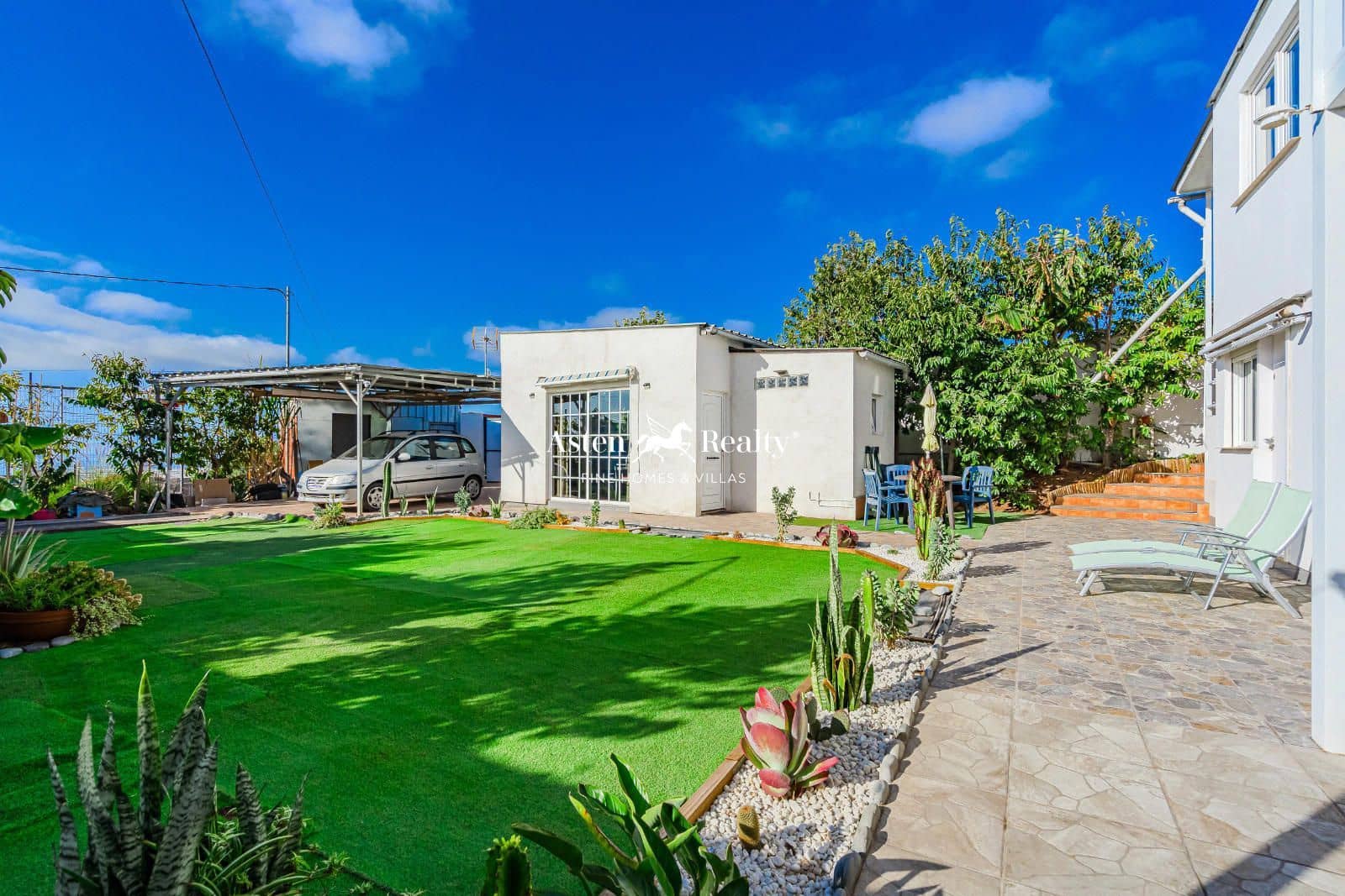 5 chambre Villa/Maison à vendre à Arona avec garage - 580 000 € (Ref: 8777645)