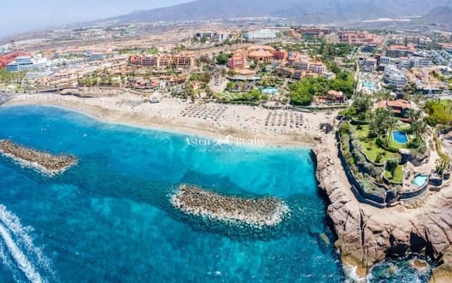 Hotell til salgs i Adeje med garasje - € 1 500 000 (Ref: 8796200)