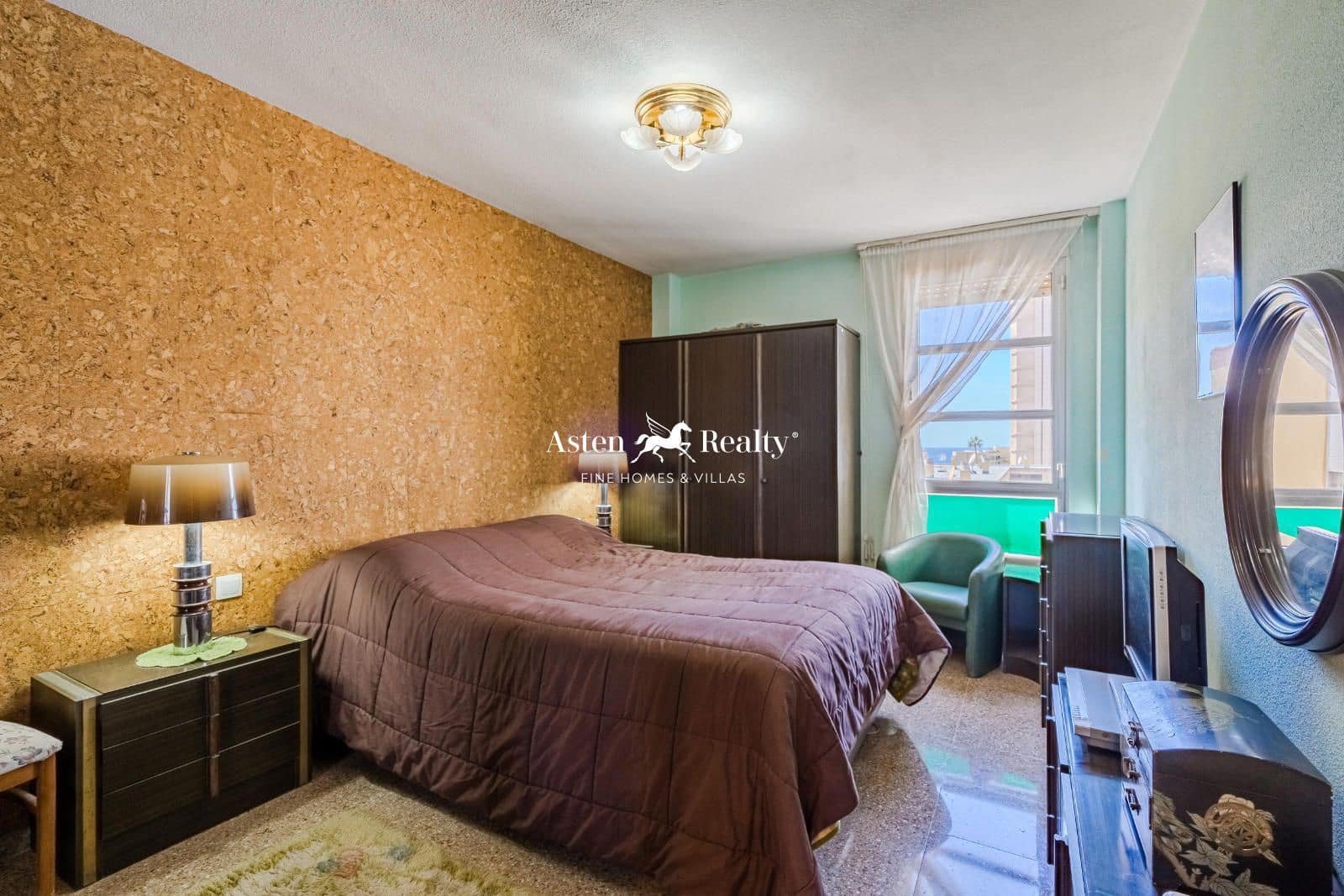 3 slaapkamer Flat te koop in Los Cristianos met zwembad - € 365.000 (Ref: 8815173)