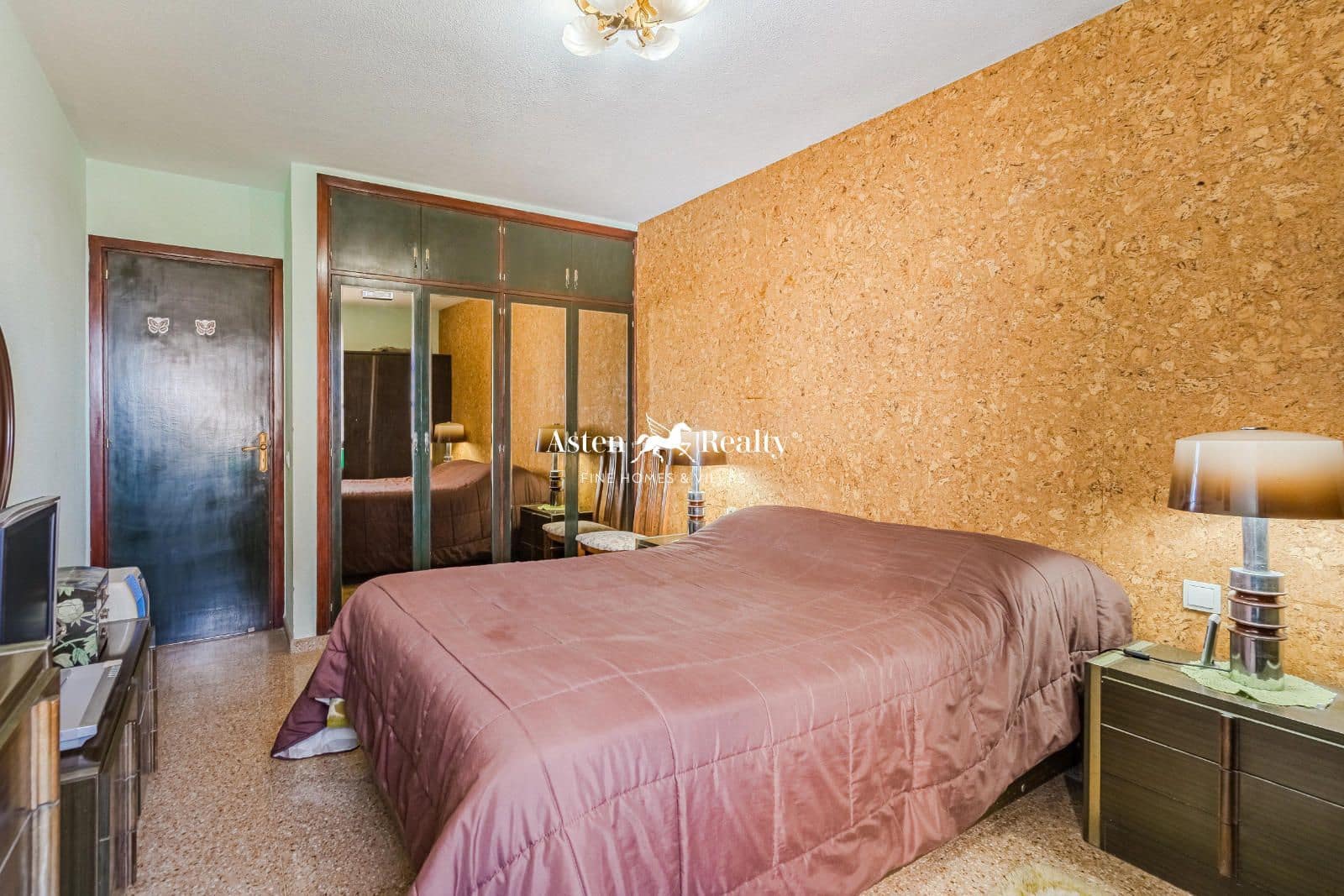 3 slaapkamer Flat te koop in Los Cristianos met zwembad - € 365.000 (Ref: 8815173)