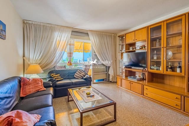 Piso de 3 habitaciones en Los Cristianos, Arona en venta con piscina - 365.000 € (Ref: 8815173)