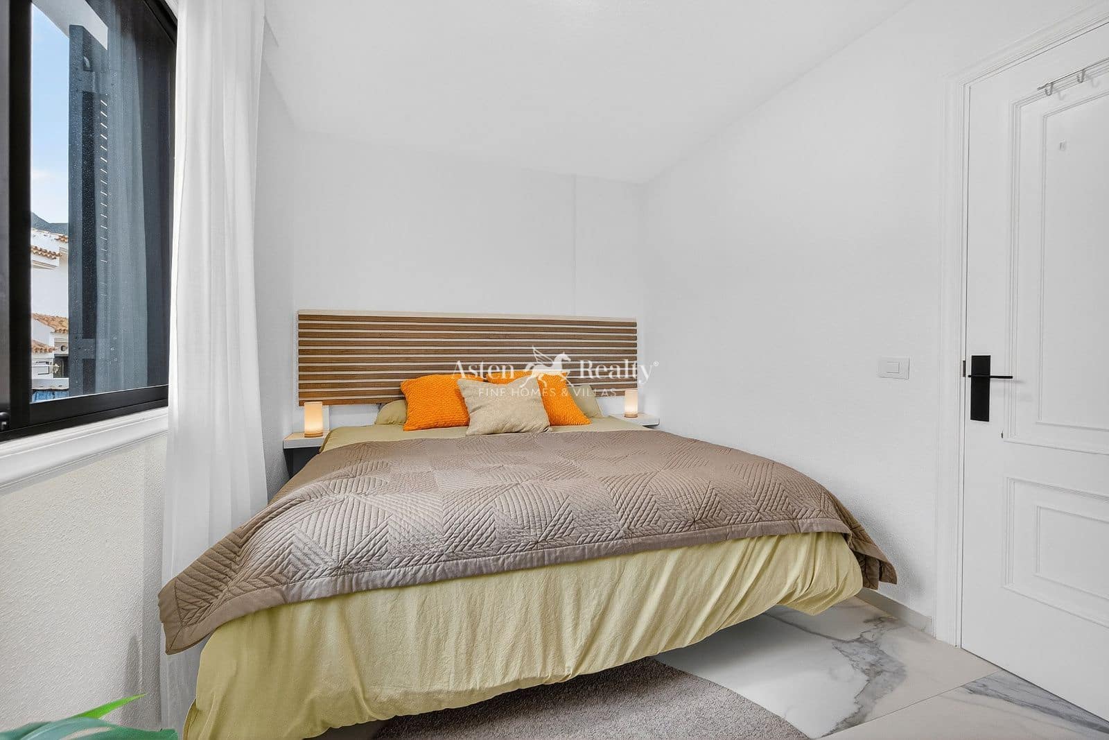2 quarto Casa em Banda para venda em Chayofa com piscina garagem - 360 000 € (Ref: 8820617)