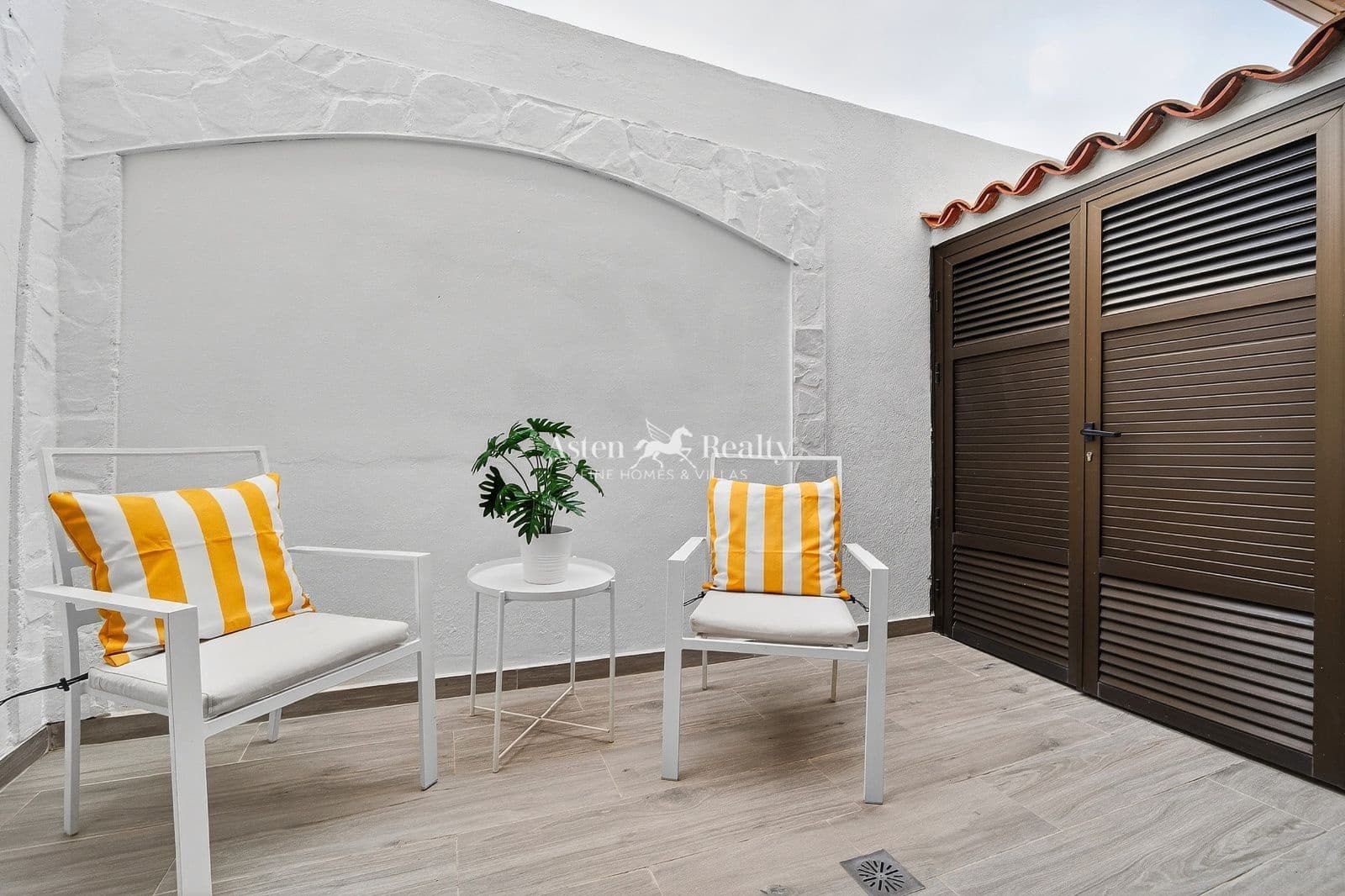 2 quarto Casa em Banda para venda em Chayofa com piscina garagem - 360 000 € (Ref: 8820617)