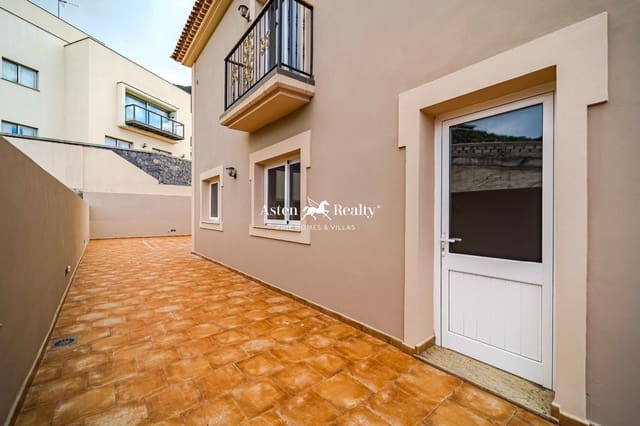 5 bedroom Townhouse for sale in Garachico with garage - € 975,000 (Ref: 8842265)