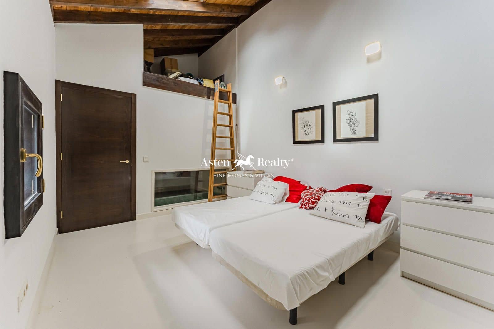 4 soveværelse Villa til salg i Tejina de Guia de Isora med garage - € 1.270.000 (Ref: 8850663)