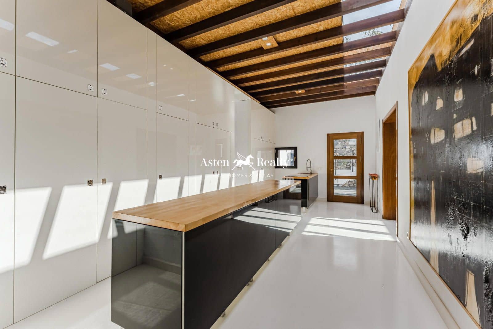 4 soveværelse Villa til salg i Tejina de Guia de Isora med garage - € 1.270.000 (Ref: 8850663)