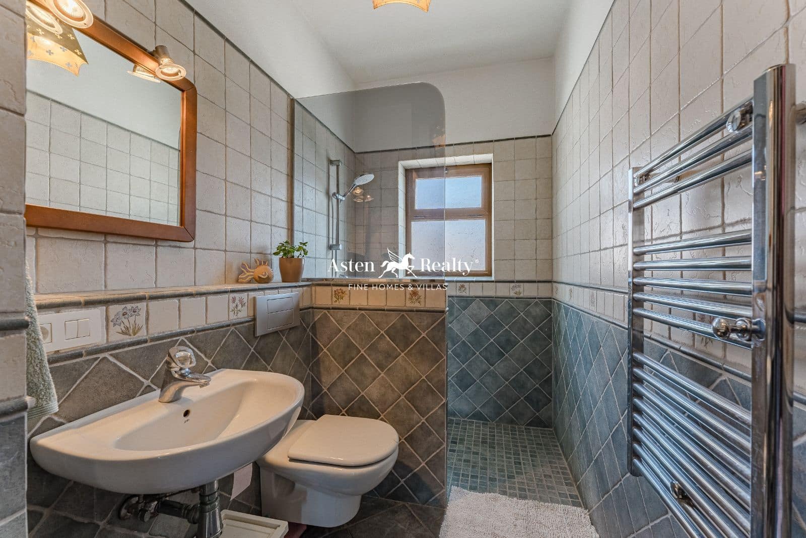 6 slaapkamer Villa te koop in San Miguel de Abona met zwembad garage - € 860.000 (Ref: 8897318)