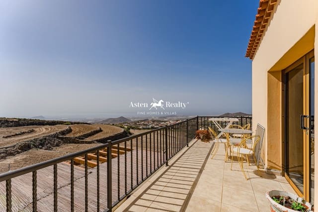 6 slaapkamer Villa te koop in San Miguel de Abona met zwembad garage - € 860.000 (Ref: 8897318)