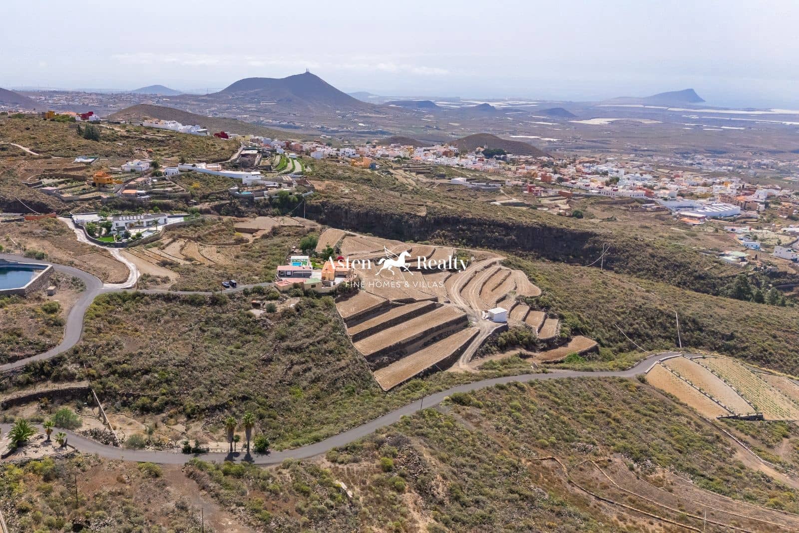 6 slaapkamer Villa te koop in San Miguel de Abona met zwembad garage - € 860.000 (Ref: 8897318)