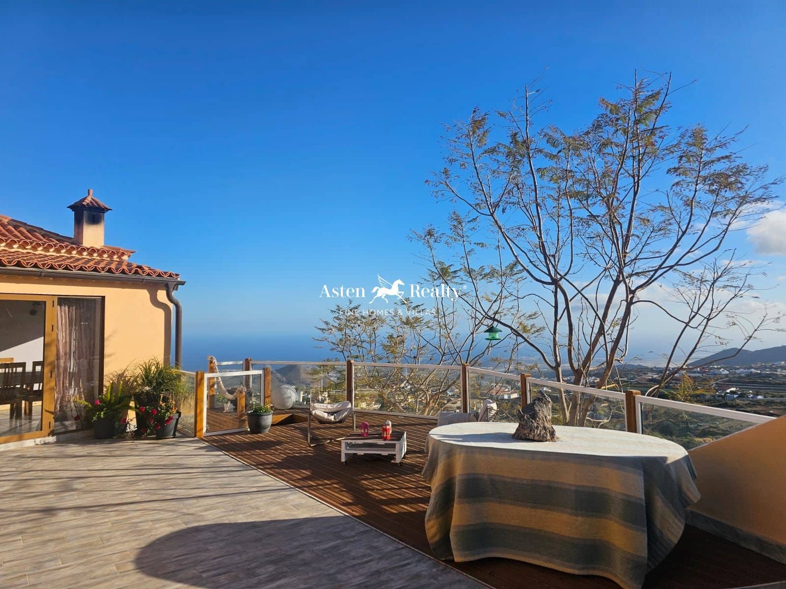 6 slaapkamer Villa te koop in San Miguel de Abona met zwembad garage - € 860.000 (Ref: 8897318)