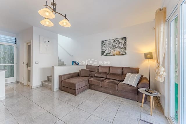 2 bedroom Townhouse for sale in Puerto Santiago, Santiago del Teide with pool garage - € 380,000 (Ref: 8912187)