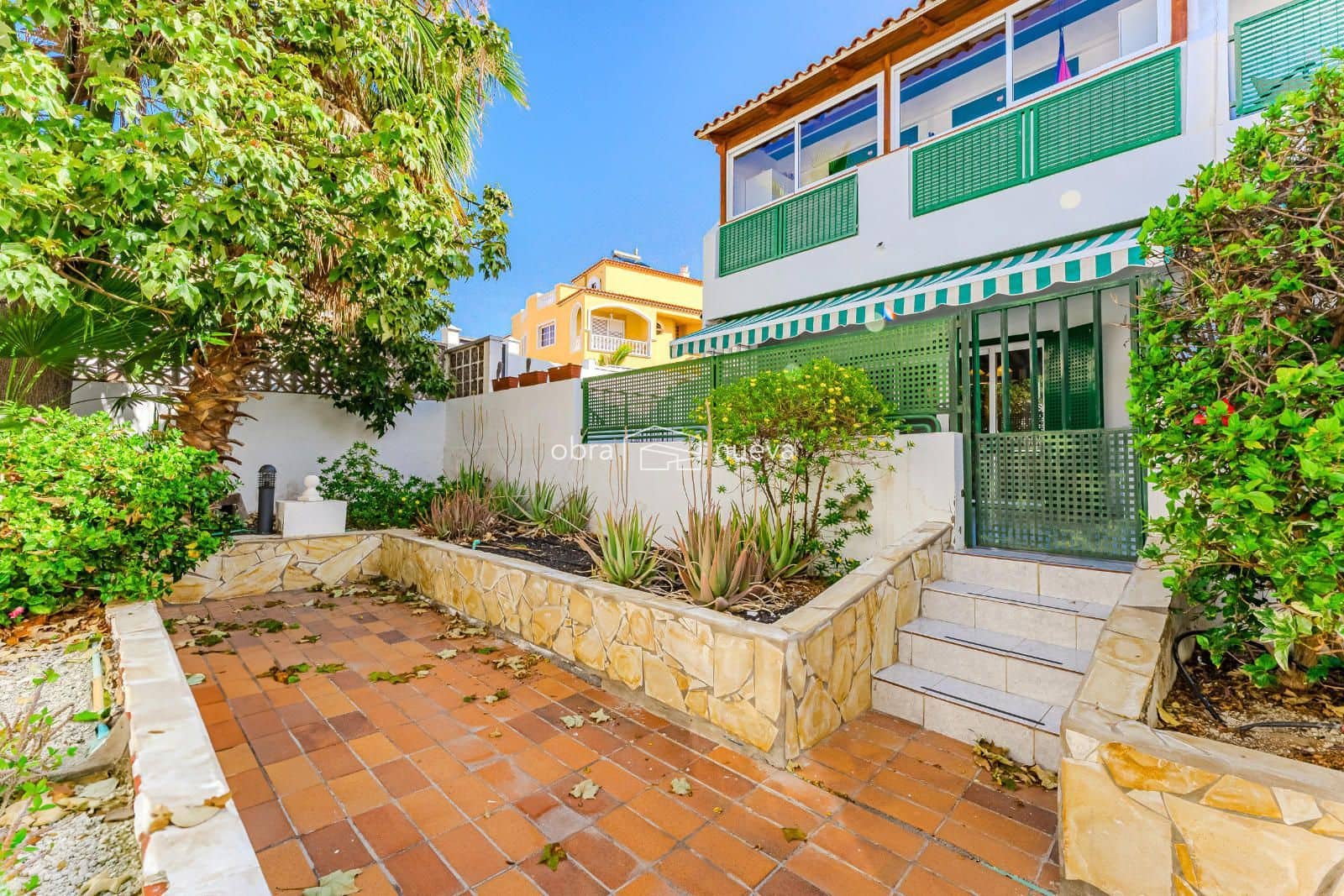 2 soveværelse Byhus til salg i Santiago del Teide med swimmingpool garage - € 380.000 (Ref: 8912187)