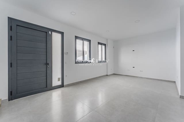 3 slaapkamer Villa te koop in San Miguel de Abona met garage - € 420.000 (Ref: 8912188)