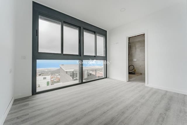 3 slaapkamer Villa te koop in San Miguel de Abona met garage - € 420.000 (Ref: 8912188)