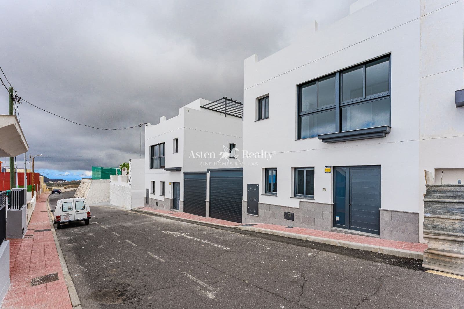 3 soveværelse Villa til salg i San Miguel de Abona med garage - € 420.000 (Ref: 8912188)