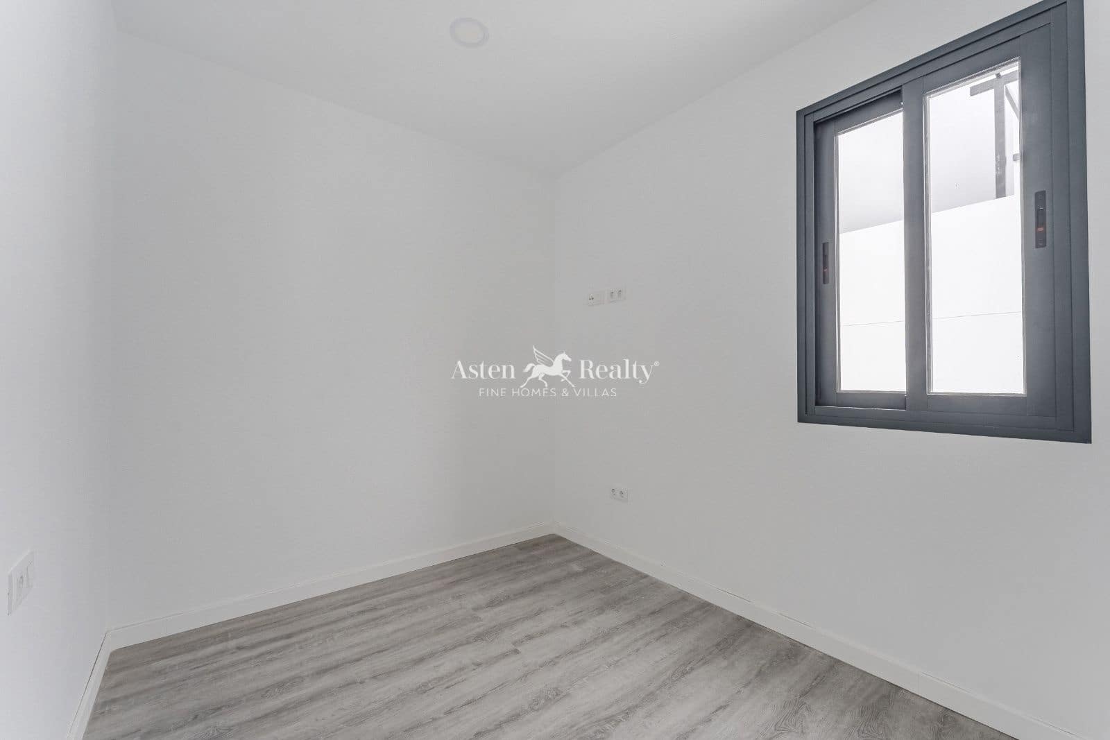 5 chambre Villa/Maison à vendre à San Miguel de Abona avec garage - 480 000 € (Ref: 8912189)