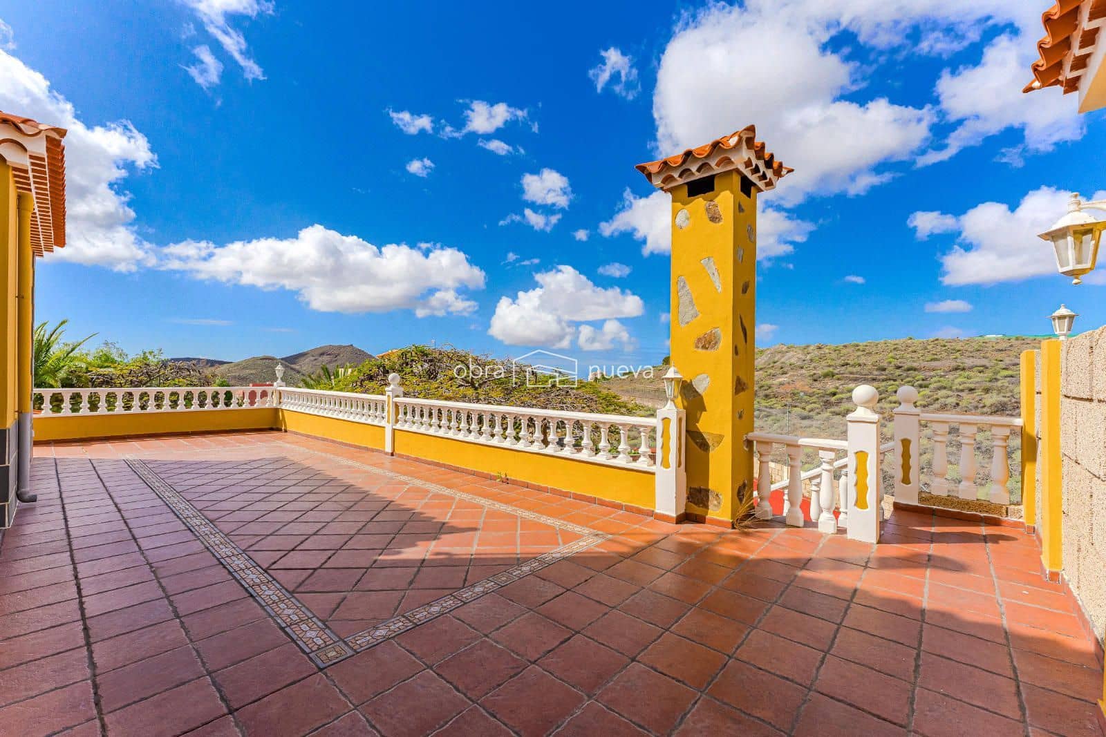 4 soveværelse Byhus til salg i San Miguel de Abona med swimmingpool garage - € 1.280.000 (Ref: 8917469)