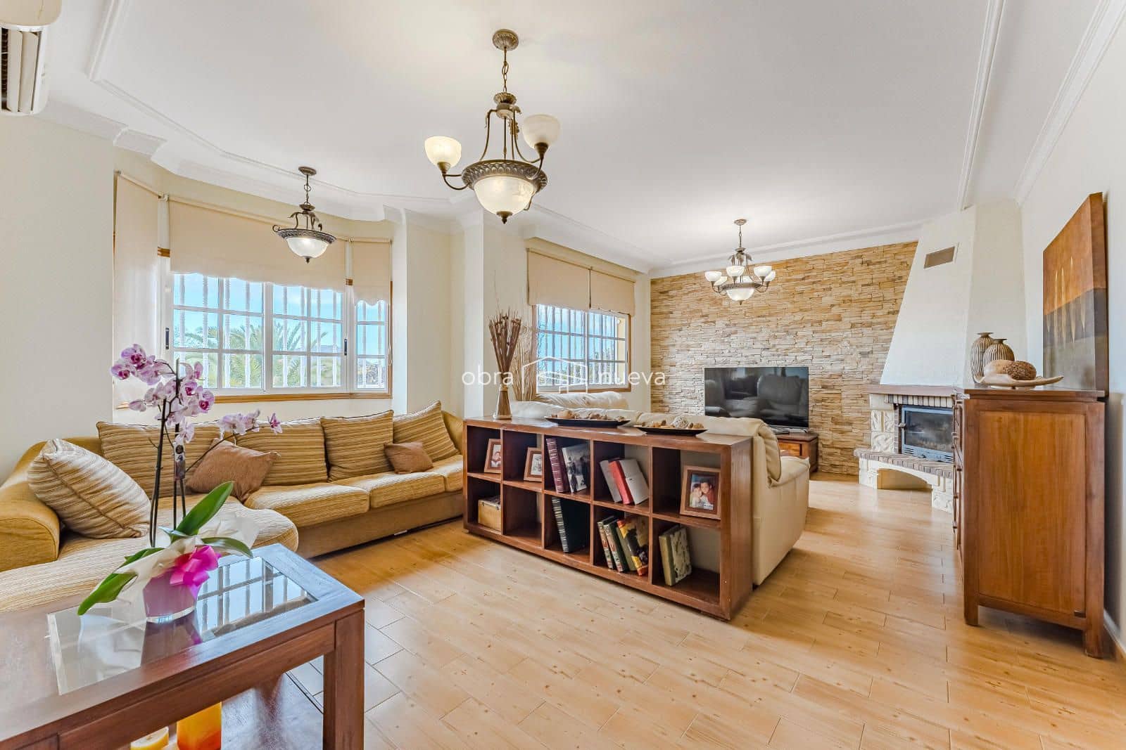 4 soveværelse Byhus til salg i San Miguel de Abona med swimmingpool garage - € 1.280.000 (Ref: 8917469)