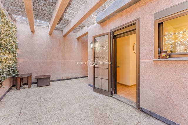3 slaapkamer Huis te koop in El Medano, Granadilla de Abona met garage - € 455.000 (Ref: 8918409)
