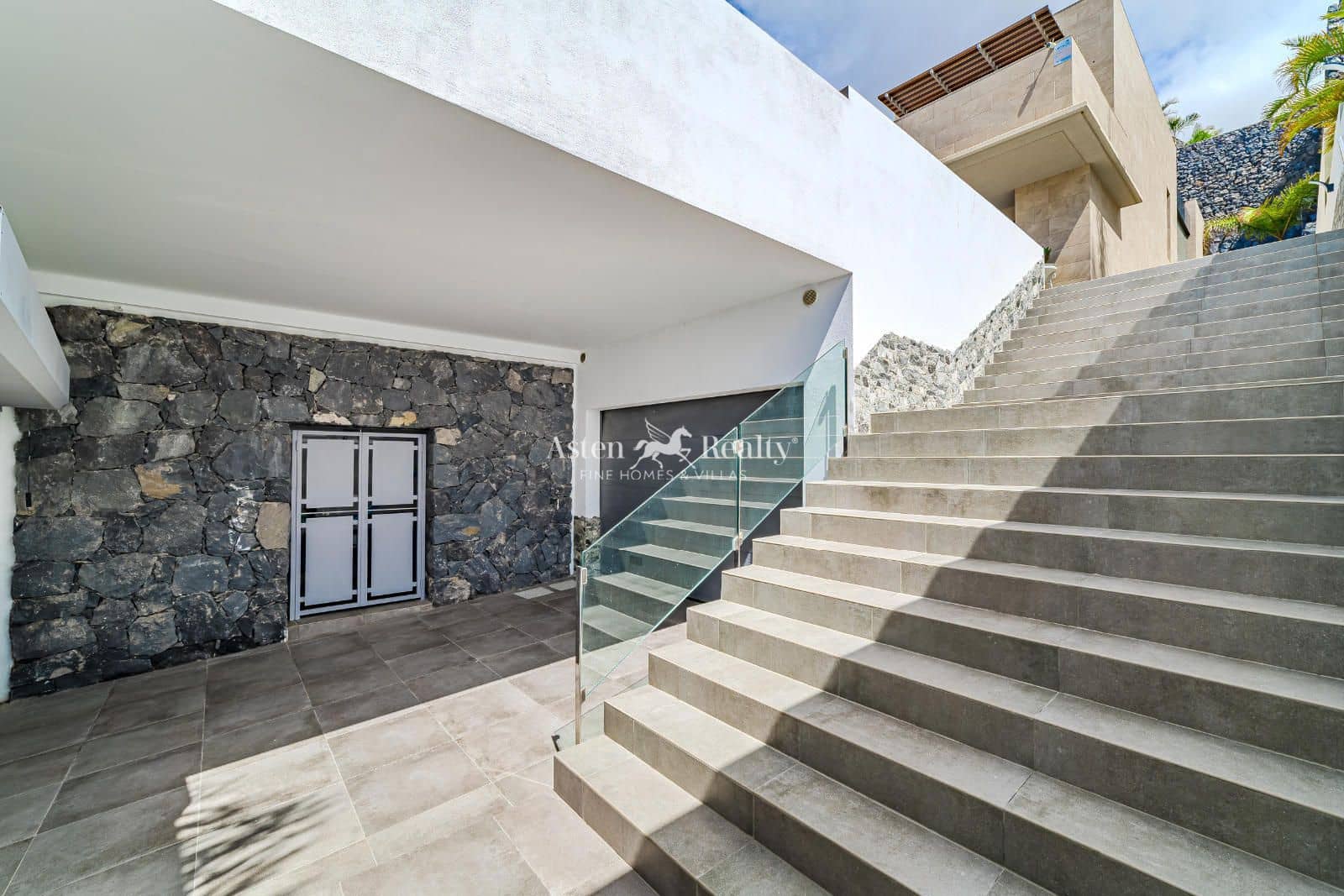 3 chambre Maison de Ville à vendre à Costa Adeje avec piscine garage - 3 050 000 € (Ref: 8925119)