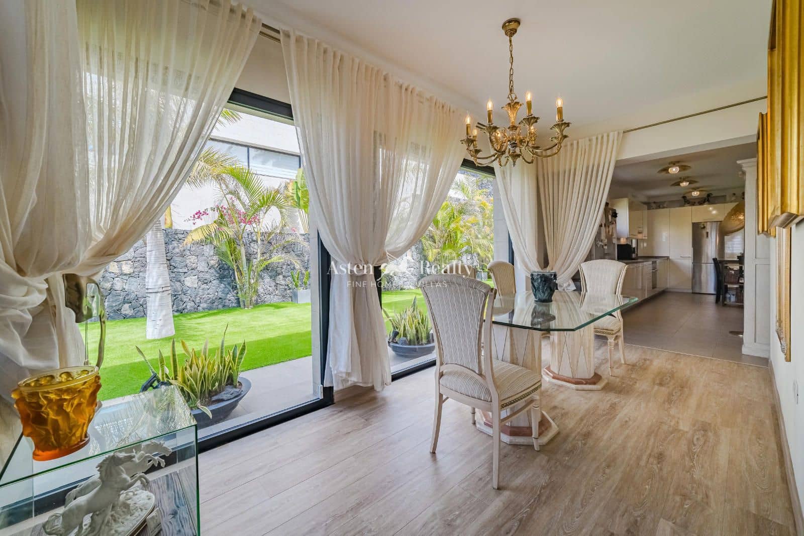 3 chambre Maison de Ville à vendre à Costa Adeje avec piscine garage - 3 050 000 € (Ref: 8925119)