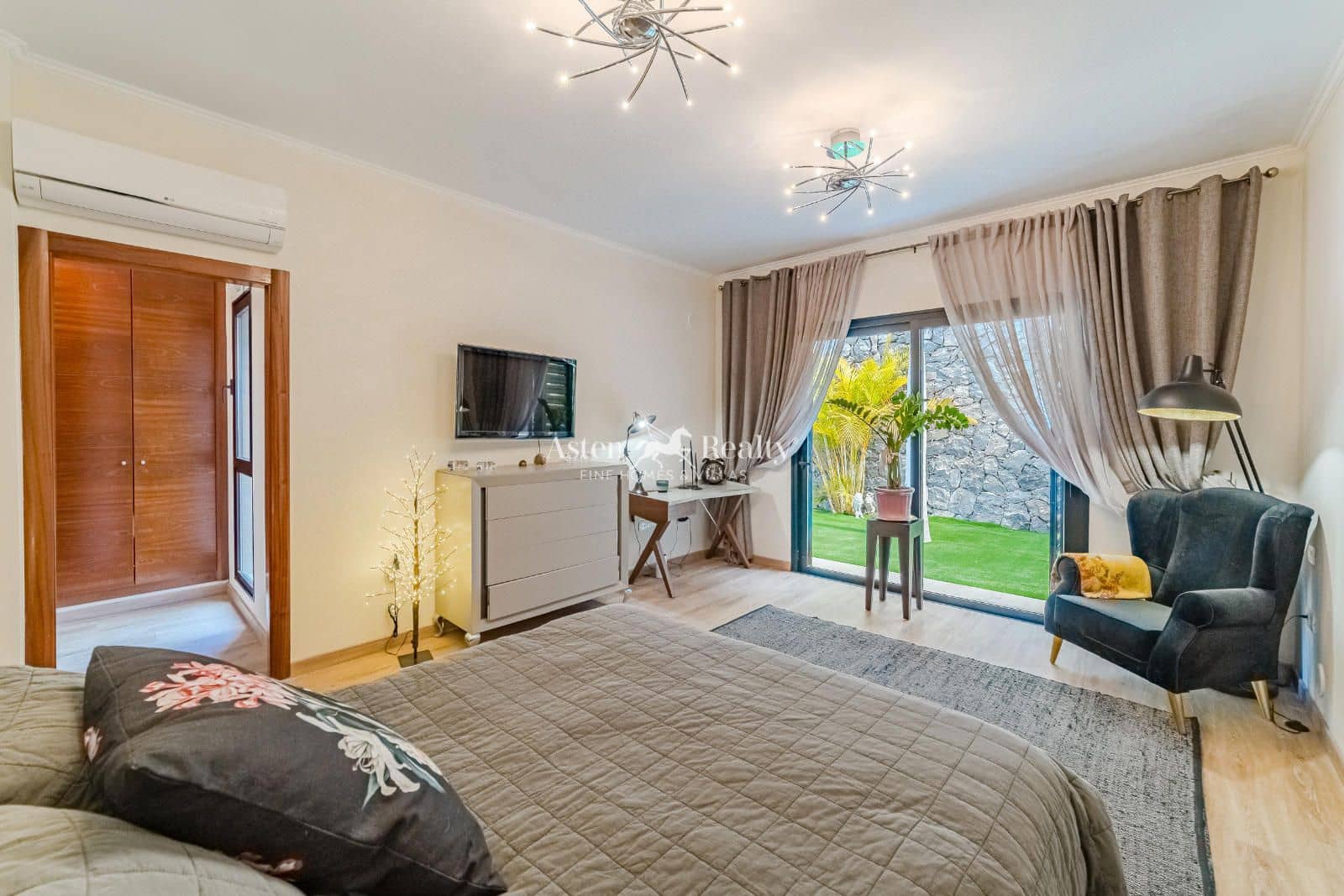 3 chambre Maison de Ville à vendre à Costa Adeje avec piscine garage - 3 050 000 € (Ref: 8925119)