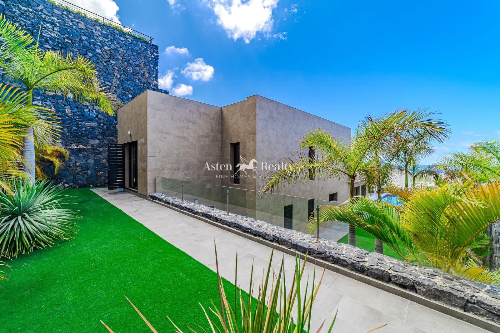 3 chambre Maison de Ville à vendre à Costa Adeje avec piscine garage - 3 050 000 € (Ref: 8925119)