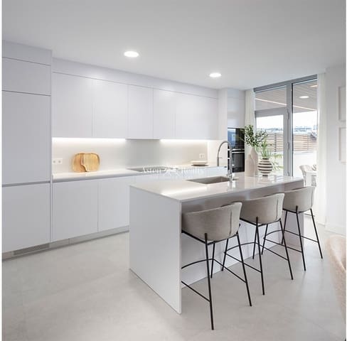 3 chambre Penthouse à vendre à Bahía de Marbella, Marbella avec piscine garage - 1 395 000 € (Ref: 8940736)