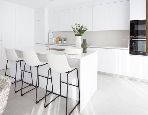 3 chambre Penthouse à vendre à Bahía de Marbella, Marbella avec piscine garage - 1 395 000 € (Ref: 8940736)