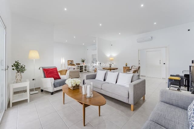 5 bedroom Townhouse for sale in Los Cristianos, Arona with pool garage - € 1,700,000 (Ref: 8940816)