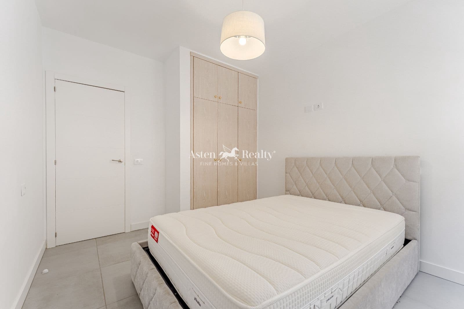 4 soveværelse Lejlighed til salg i Alcala - € 367.000 (Ref: 8945056)